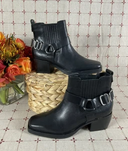 Sam Edelman “Bellamie” Black Leather Chunky Heel Ankle Bootie Square Toe Sz 5.5 - Picture 1 of 7