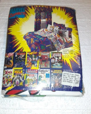 Vintage 1990's MARVEL COMICS Famous First Issue Covers Twin Sheet Set - Image 1 of 2