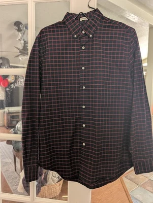 Men's J. Crew Button Down Plaid Oxford Shirt Classic Fit Sz Medium - Image 1 of 3