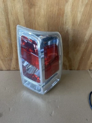 2006-2009 MITSUBISHI RAIDER RH PASSENGER SIDE TAIL LIGHT OEM - Image 1 of 4