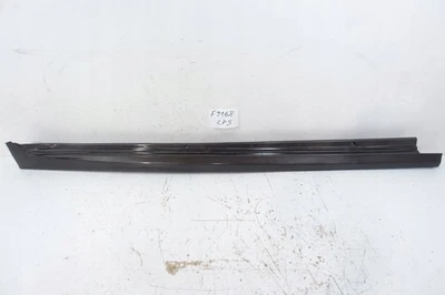 Tapa umbral derecho TOYOTA CAMRY XV70 75850-33130 Foto 1 de 4