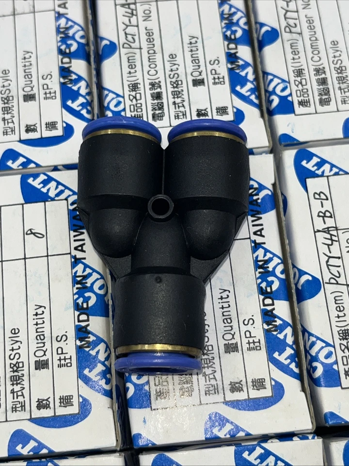 Lot Of 200 New  Pneumatic 1/2 "Y" push to connect one touch fitting - Image 1 of 4