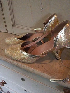 Gold Sparkly Cross Strap Sequinned Ladies dance shoes size UK 7 - Picture 1 of 6