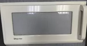 MAGIC CHEF MICROWAVE OVEN WHITE COMPLETE DOOR ASSEMBLY LATCH & HANDLE MCO160UW - Picture 1 of 6