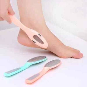 Double Sided Foot File Feet Rasp Pedicure Scrubber Hard Dead Skin Callus Remover - Picture 1 of 7