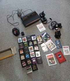 ATARI 2600 WOODY 4 SWITCH CONSOLE JOYSTICKS GAMES PADDLES MANUAL ALL WORKING