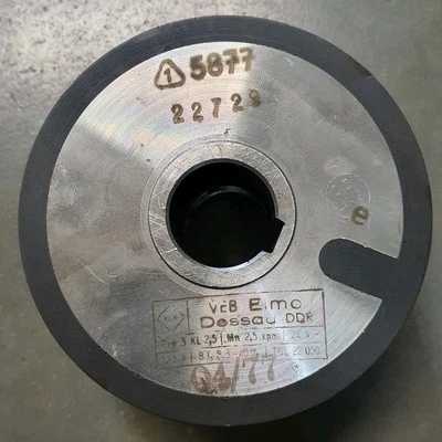 VEB Elektromagnet-Lamellenkupplung 3KL2,5 / 3KL 2,5 / Ø25mm / 25NM / TGL 22050 - Bild 1 von 4
