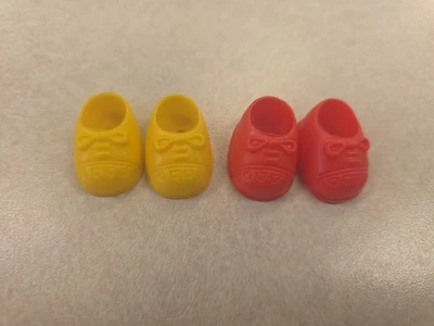 Vtg 80's Strawberry Shortcake Replacement Shoes Red & Lemon Meringue Kenner - Image 1 of 4