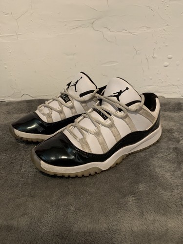 Nike Air Jordan 11 retrò basse ""Emerald"" 505835 145 giovani taglia 3Y