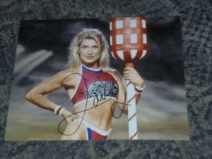 ZODIAC - KATE GRAPLES - GLADIADORES - FOTO FIRMADA 10x8 - (1) - Imagen 1 de 6