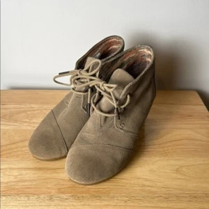 Stivaletto donna Toms Desert zeppa tacco colore beige marrone taglia 8,5 - Foto 1 di 10
