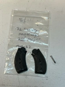 Smith & Wesson Safety Hammerless Double Action Revolver 32 S&W Caliber Grips - Picture 1 of 6
