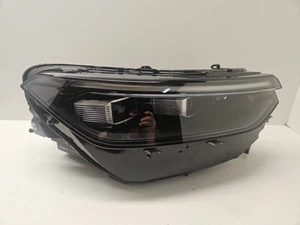2025 VW TAYRON R41 headlight front right NEW - Picture 1 of 7