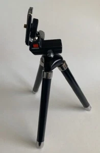 Vintage Hakuba Tripod with Case - Telescoping 9-42 Inches - Picture 1 of 8
