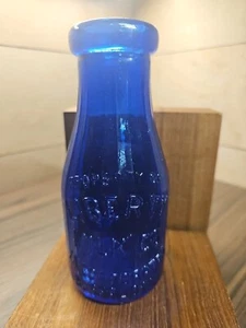Vtg 7" Statue Of Liberty Milk Company Buffalo N.Y. Cobalt Blue Bottle Ribbed  - Picture 1 of 8