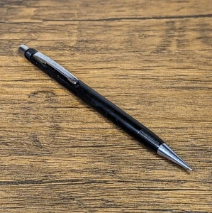Vintage - Pentel Mechanical Pencil .5mm Black Plastic Minimalist, 5¼" - Picture 1 of 5
