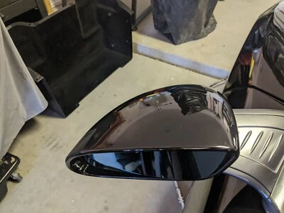 Carcasa de espejo retrovisor lateral McLaren OEM izquierda / conductor / izquierda (12C, 570S, 720S, etc.) Foto 1 de 4