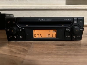 Original Mercedes-Benz MF 2910 Radio 1708200386, Audio 10 CD, mit Code, TOP - Bild 1 von 5