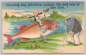 Comic Postcard Wellman Artist: Exaggerated Fishing, Trophy Picture, Camera - Picture 1 of 2