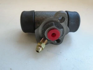 Lucas Rear Right Wheel Cylinder BWD266 fits Toyota Corolla 1992-02 Carina E 92- - Picture 1 of 4