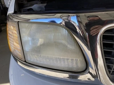 Passenger Headlight Heritage Fits 97-04 FORD F150 PICKUP 1854598 - Image 1 of 4