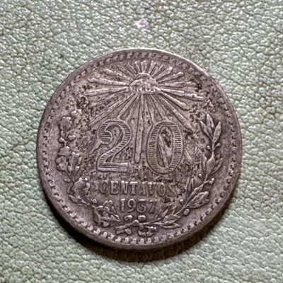 1937 MEXICO Silver 20 Centavos .720 - Image 1 of 4