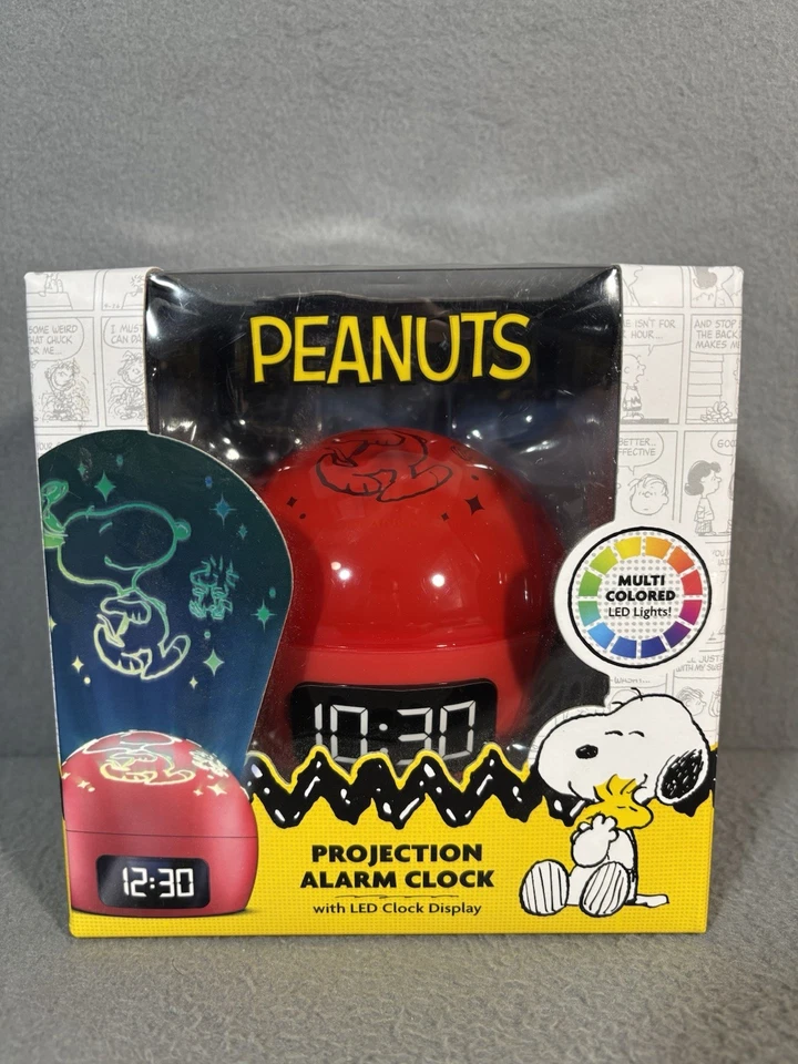 Peanuts Snoopy Projection Alarm Clock With LED Clock Display Nostalgia Charm