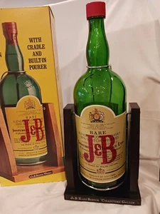 Vintage Whiskey Bottle J & B Rare Scotch "Collectors" Gallon w/Wooden Cradle - Bild 1 von 11