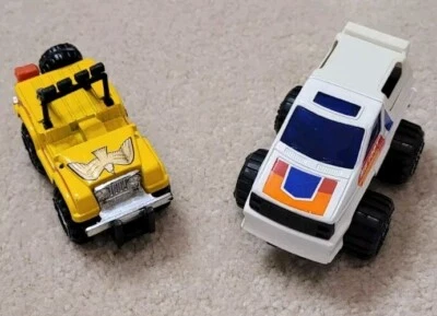 Lote de 2 camionetas Arco 4X4 Big Foot Pickup y Jeep Monster Diecast Friction años 80 Foto 1 de 4