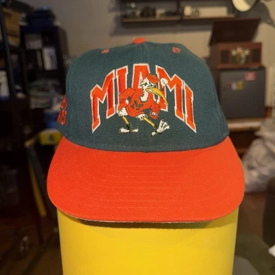 Gorra de béisbol ajustada para hombre años 90 Miami Hurricanes Big East 6 3/4 verde naranja Foto 1 de 4