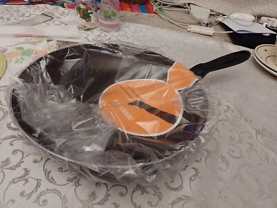 Padella 32 cm Per Cucinare Cuocere Antiaderente - Immagine 1 di 3