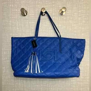 New Bebe Lisa Blue Quilted Bag - Magnetic Closure - NWT - Shoulder Bag - Picture 1 of 7