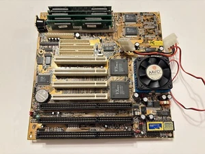 PCChips M558 Elpina VX PRO-II Socket 7 Baby AT Scheda Madre Cyrix CPU COME SI LEGGE - Foto 1 di 10