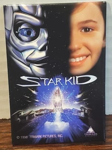Vintage 1997 Star Kid Film Promo Pin - Bild 1 von 3