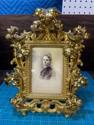 Antique Rococo Revival French Gilt Brass Cabinet Card Photo Holder - Image 1 of 4