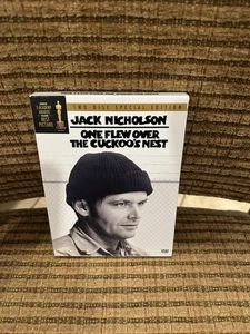One Flew Over the Cuckoos Nest (DVD, 2002, 2-Disc Set, Two Disc Special Edition) - Picture 1 of 5