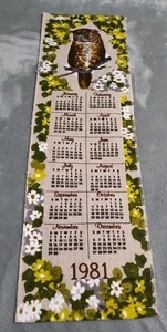 Vintage 1981 Linen Calendar Towel Owl Print With Floral Borders Greens Browns - Bild 1 von 10