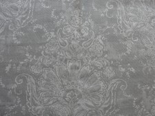 laura Ashley FABRIC REMNANT - GREY/WHITE 140 X 242 CM