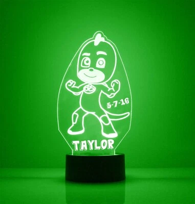 PJ Masks Gekko, Luz Nocturna LED Grabada, con Control Remoto, Iluminación Habitación Infantil Foto 1 de 4