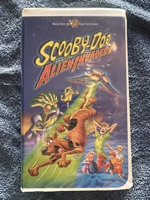 Scooby-Doo and the Alien Invaders VHS 2000 Clamshell - Image 1 of 3