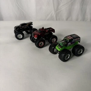 Hot Wheels Monster Jam Truck Lot (3) Grave Digger Tasmanian Devil Dragons Breath - Picture 1 of 17