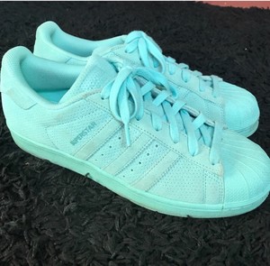 womens blue superstars