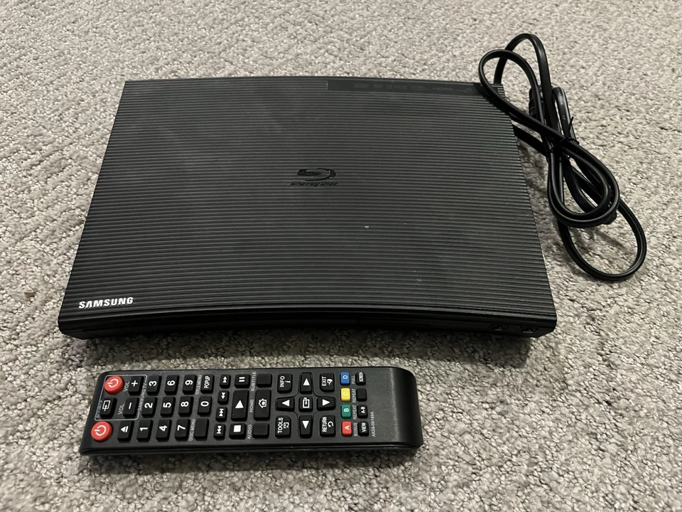 Reproductor de Blu-ray y DVD curvo Samsung BD-JM51 con control remoto - probado funcionando Foto 1 de 1