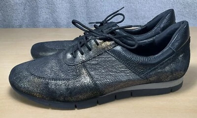 Sesto Meucci Shoes Womens 9 1/2 M Italy Black Gold Metallic Lace Up Sneakers - Image 1 of 4