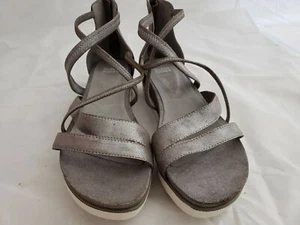Eileen Fisher, Silver leather sandals, Size 9.5 NEW - Picture 1 of 6
