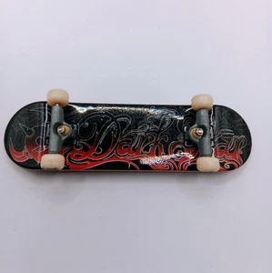 Darkstar Red Black Logo Tech Deck + Darkstar Wheels 2000s Era Vintage Finger Board - Bild 1 von 4