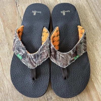 Sandalias Sanuk Hombre 12 Camuflaje Goma Chanclas Marrón Sin Cordones Foto 1 de 4