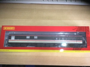 HORNBY R40218 BR IC EXEC RBR COACH 1646 - new OO gauge - Picture 1 of 1