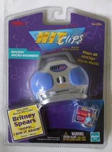 Hit Clips Micro Boom Box Player BRITNEY SPEARS 2000 SELLADO ¡Ops! Lo hice de nuevo - Imagen 1 de 3