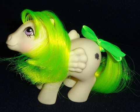 Rose: My Little Pony Vintage Pegasus Baby Surprise #11 NEAR MINT glittery G1 Cover